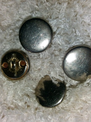 Metal buttons like new, set of 4 pieces
