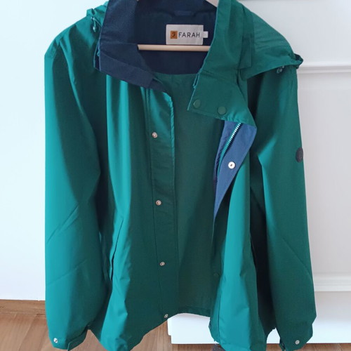 Windbreaker jacket size large like new, green, lightweight