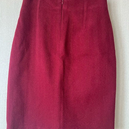 Wool skirt burgundy with lining XS like new