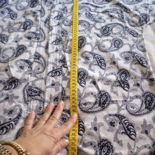 Cotton kimono jacket like new with paisley pattern black and white