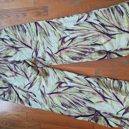 H&M colorful pants size M like new