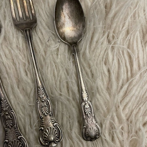 Reed& Barton silver-plated set used, 3 spoons, 3 forks, sugar spoon