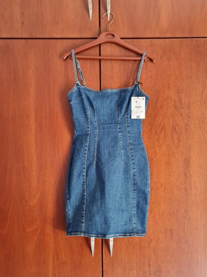 Bershka denim dress new, size small fits medium