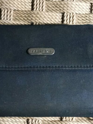 Women's blue wallet like new