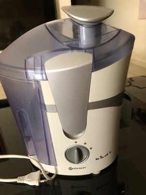 Rohnson juicer, new, unused