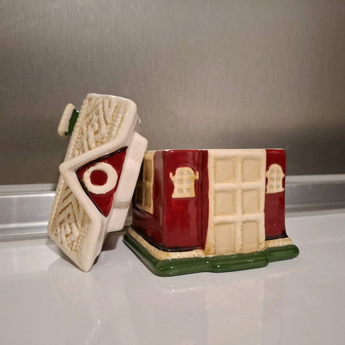 Christmas ceramic house Vicko 12 cm brand new