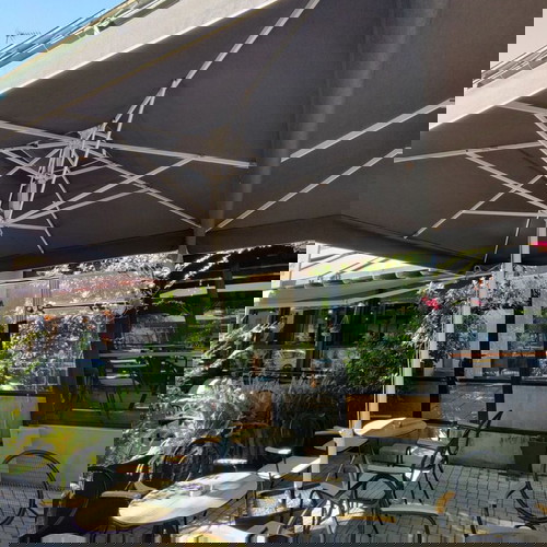 Επαγγελματική ομπρέλα τηλεσκοπική μεταχειρισμένη 3,5μχ3,5μ με πανί dickson7330