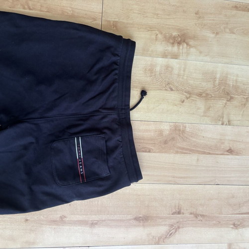 Tommy Hilfiger black shorts, size M
