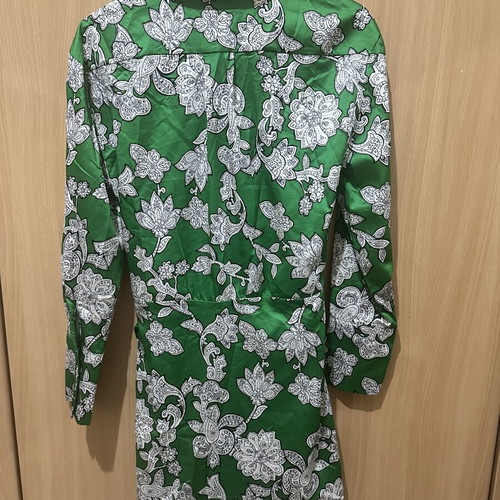 Mini dress Lulu one size like new, colorful green