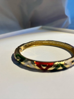 Vintage hinged bangle with multicolor enamel, like new