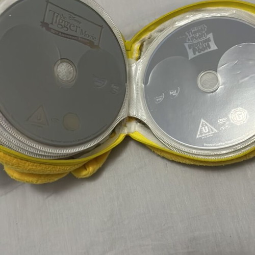 Disney 15 Kids DVDs with case