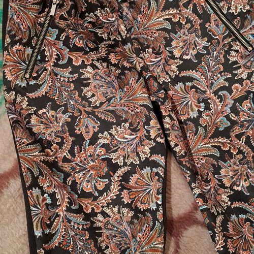 Women's leggings size S like new, multicolor