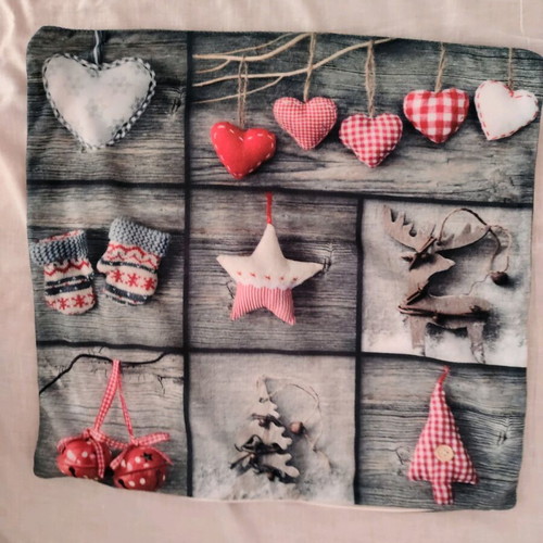 Das Home Christmas pillowcases like new, set of 2 for 40x40cm