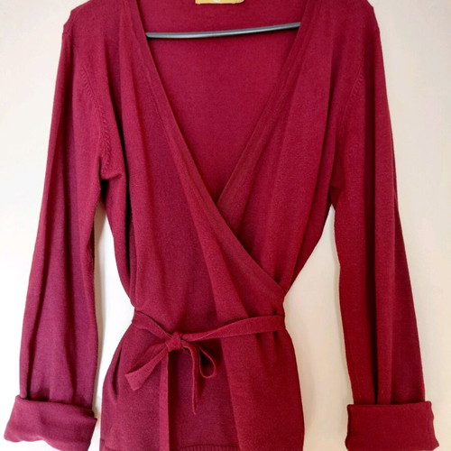 Burgundy wrap blouse like new, size M