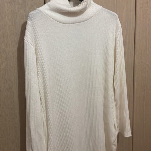 Knitted cream dress like new, size S