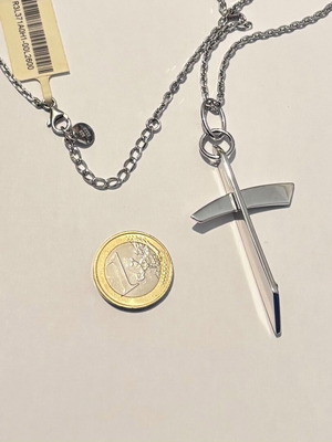 Elle .925 cross pendant like new, solid platinum-plated silver