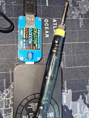 5V Portable soldering iron used with good tip and auto shut-off