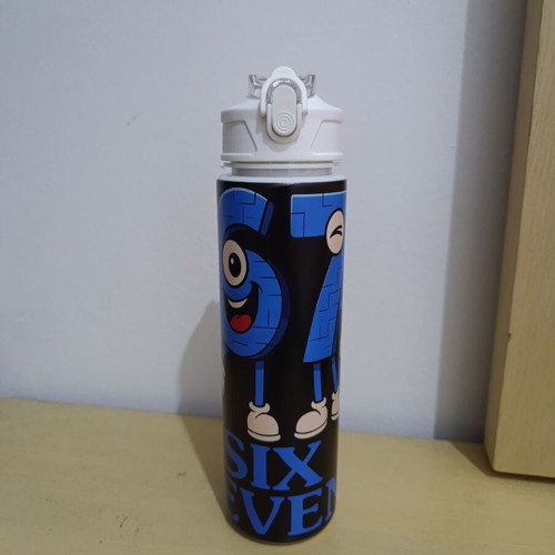 Brainrots Sixseven Plastic Water Bottle like new