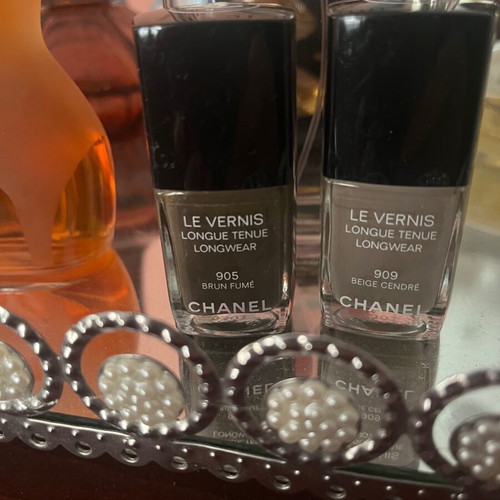 Chanel Le Vernis limited edition nail polishes new, set of 2