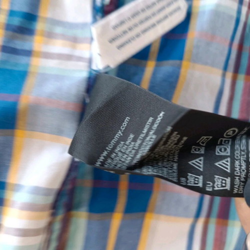 Tommy Hilfiger boys' checkered shirt like new, age 6-7
