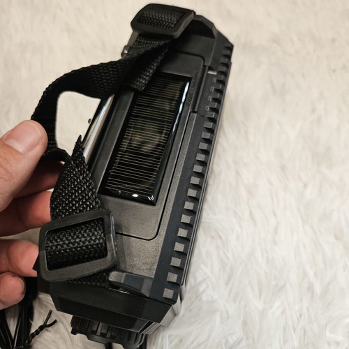 Solar FM Radio DAB+ portable with LED flashlight and reading lamp