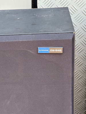 Ηχεία Pioneer CS-545 μεταχειρισμένα, διαστάσεις 32x25x56cm, σετ 2 τεμαχίων