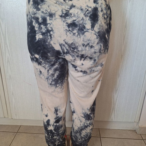 Zara pants medium size colorful like new