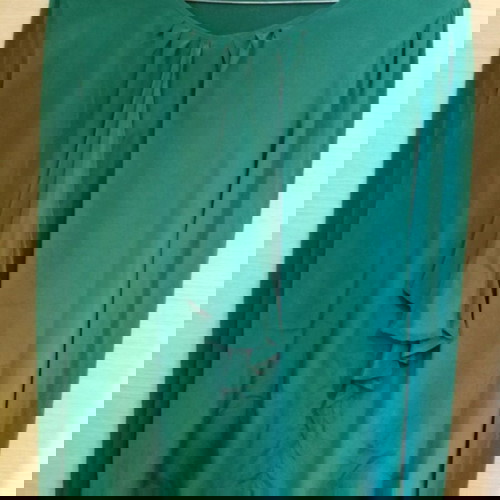 Μπλούζα μεταχειρισμένη σε πράσινο χρώμα μέγεθος M