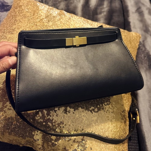 H&M shoulder bag black like new