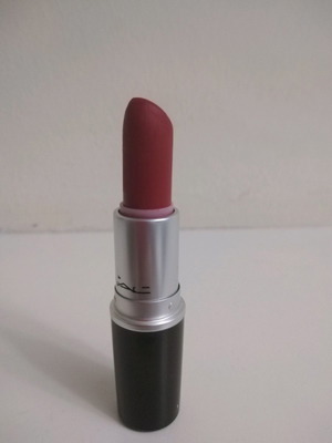 Mac lipstick used Retro Matte Ruby Woo
