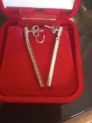 White gold women's earrings 14k with zircon stones used