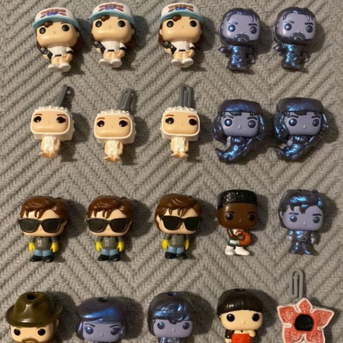 Stranger Things collectible figures new, 2.5 per piece with accessories