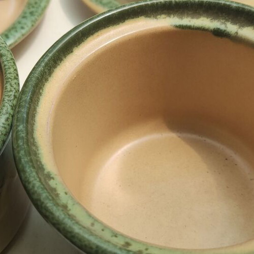 Clay tea and coffee set like new, 4 tea cups, 4 coffee cups, sugar and coffee containers, jug