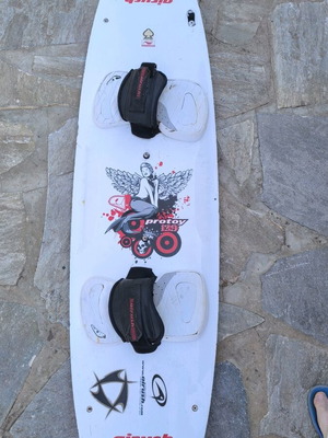 Σανίδα kitesurf μεταχειρισμένη, διαστάσεις 128x37εκ