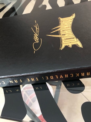 Darkchylde signed black case used, empty without content