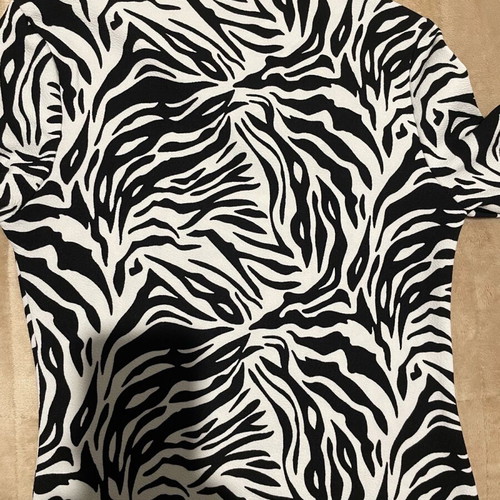 Shein top new, black and white, size S