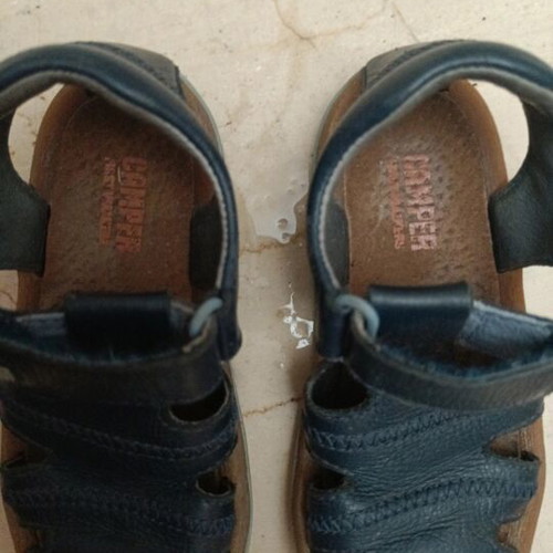 Camper leather kids sandals size 25 used with scratches