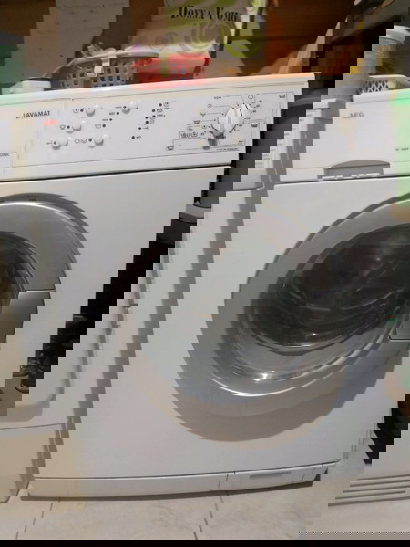 Πλυντήριο  AEG