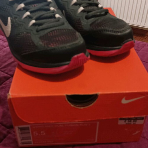 Nike Dual Fusion Run 3 women's running shoes size 36, black and pink