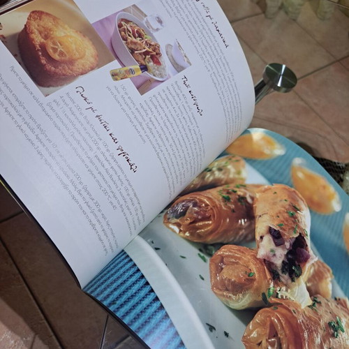 Tea Party Guide book new, ideas and recipes