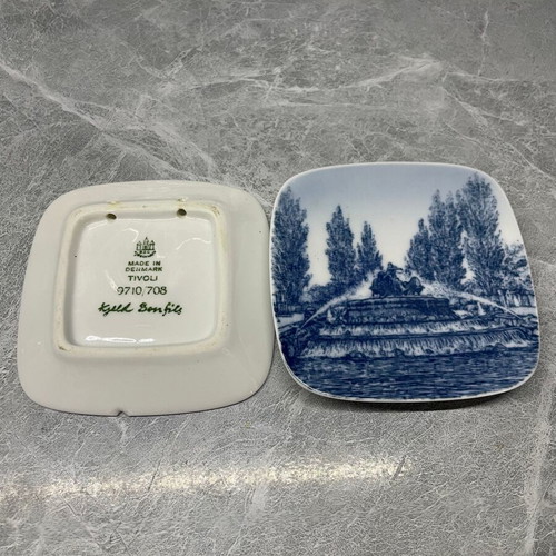 Royal Copenhagen set of two Bing & Grondahl small plates used