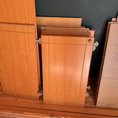 Wardrobe doors like new, wood veneer, color and paint options, 2.7 x 3.3