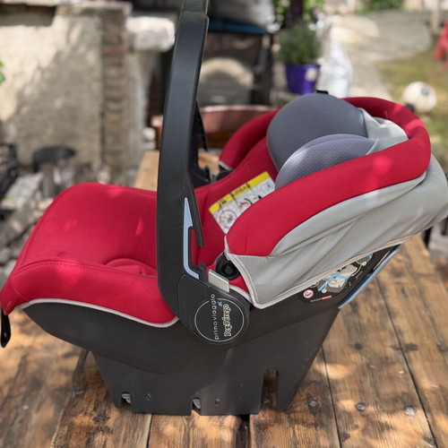 Peg Perego Primo Viaggio SL baby car seat like new