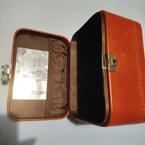 Vintage cosmetic case real from the 70s, new, brown leather