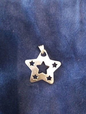 Silver star 925 like new large pendant with hallmark