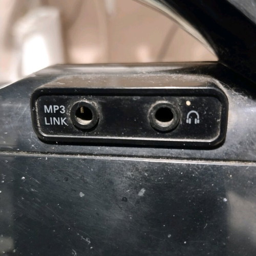 Philips AZ 1880 sound machine with USB, digital radio, MP3 PC input