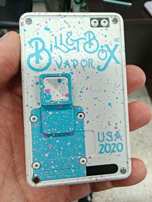 Billet Box custom color with monarchy keyring Delro lightly used