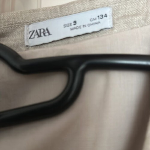 Zara Boys λινό κοστούμι μπεζ για 9 ετών σαν καινούργιο