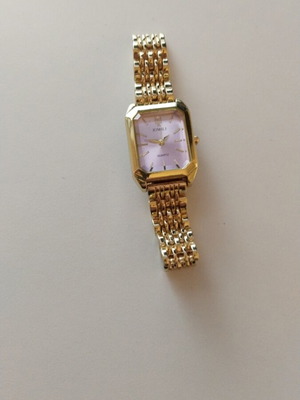 Quarts women's watch gold color like new