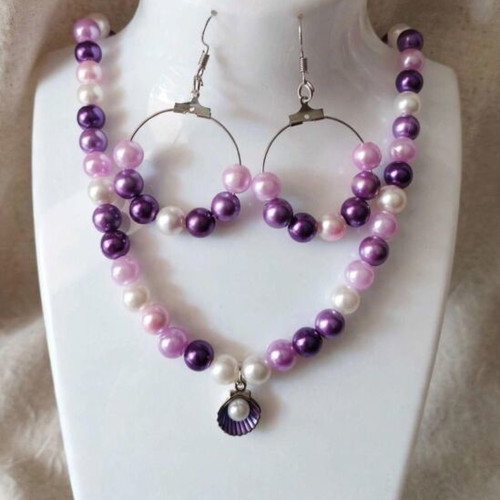 Handmade necklace and earrings set in shades of purple and pink, new